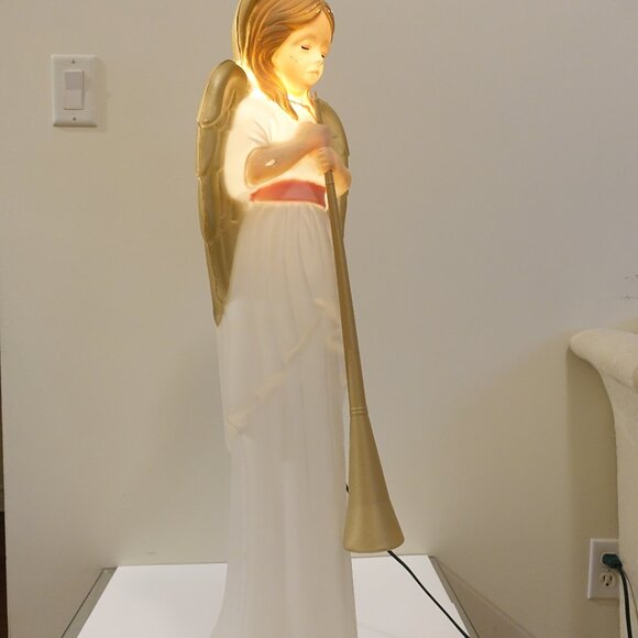Vintage TPI 34" Large Blow Molded Christmas Angel with Horn Nativity Lamp - Picture 5 of 12